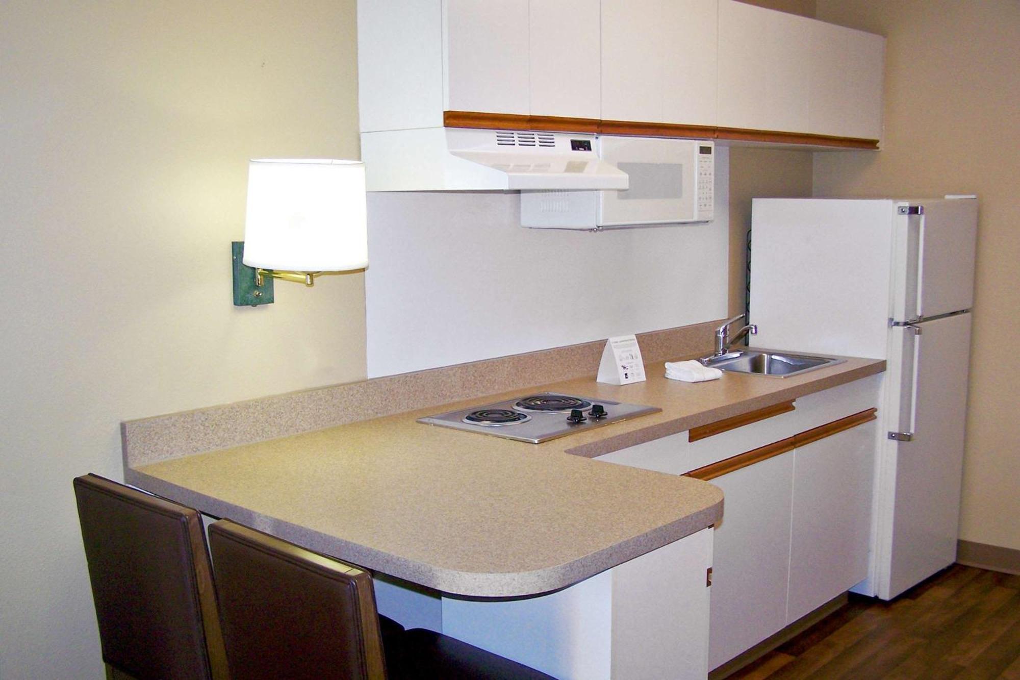 Extended Stay America Select Suites - Chicago - Vernon Hills - Lincolnshire Mettawa Exterior photo