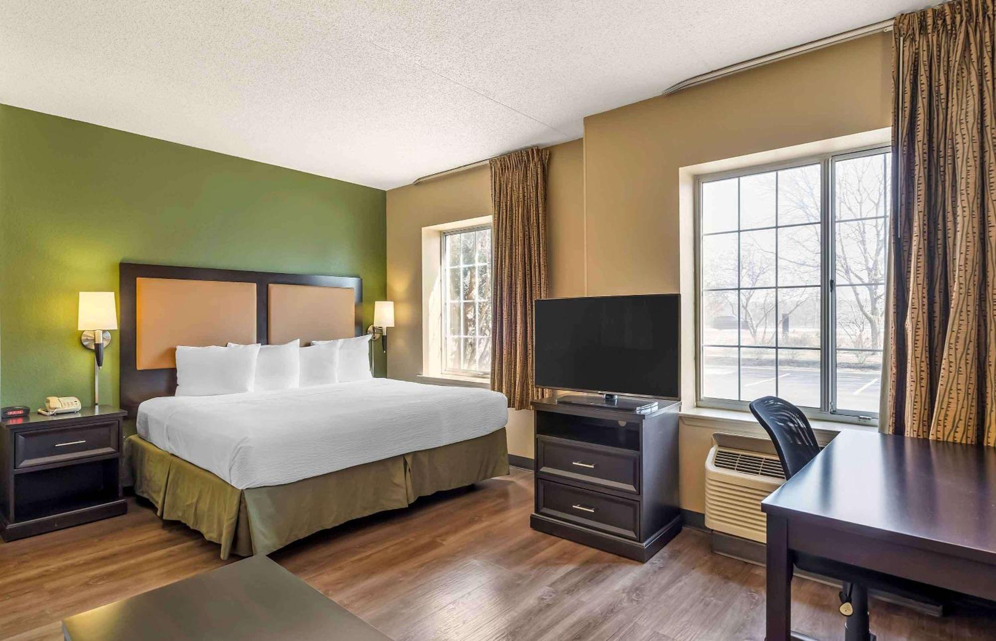 Extended Stay America Select Suites - Chicago - Vernon Hills - Lincolnshire Mettawa Exterior photo