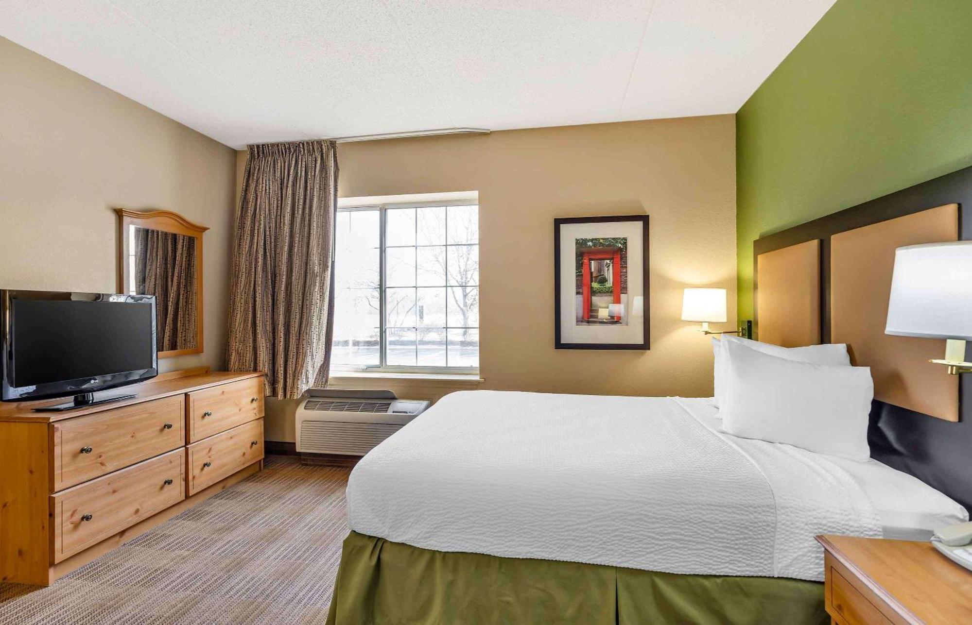 Extended Stay America Select Suites - Chicago - Vernon Hills - Lincolnshire Mettawa Exterior photo